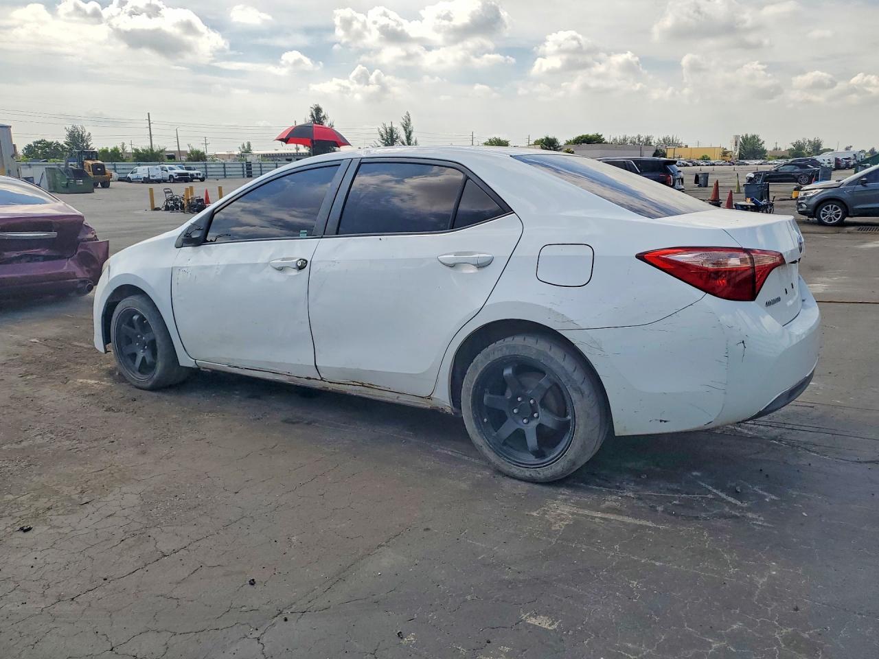 2019 Toyota Corolla Le - Image 2