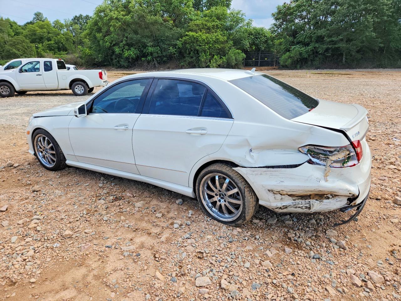 2011 Mercedes-Benz E 350 - Image 2