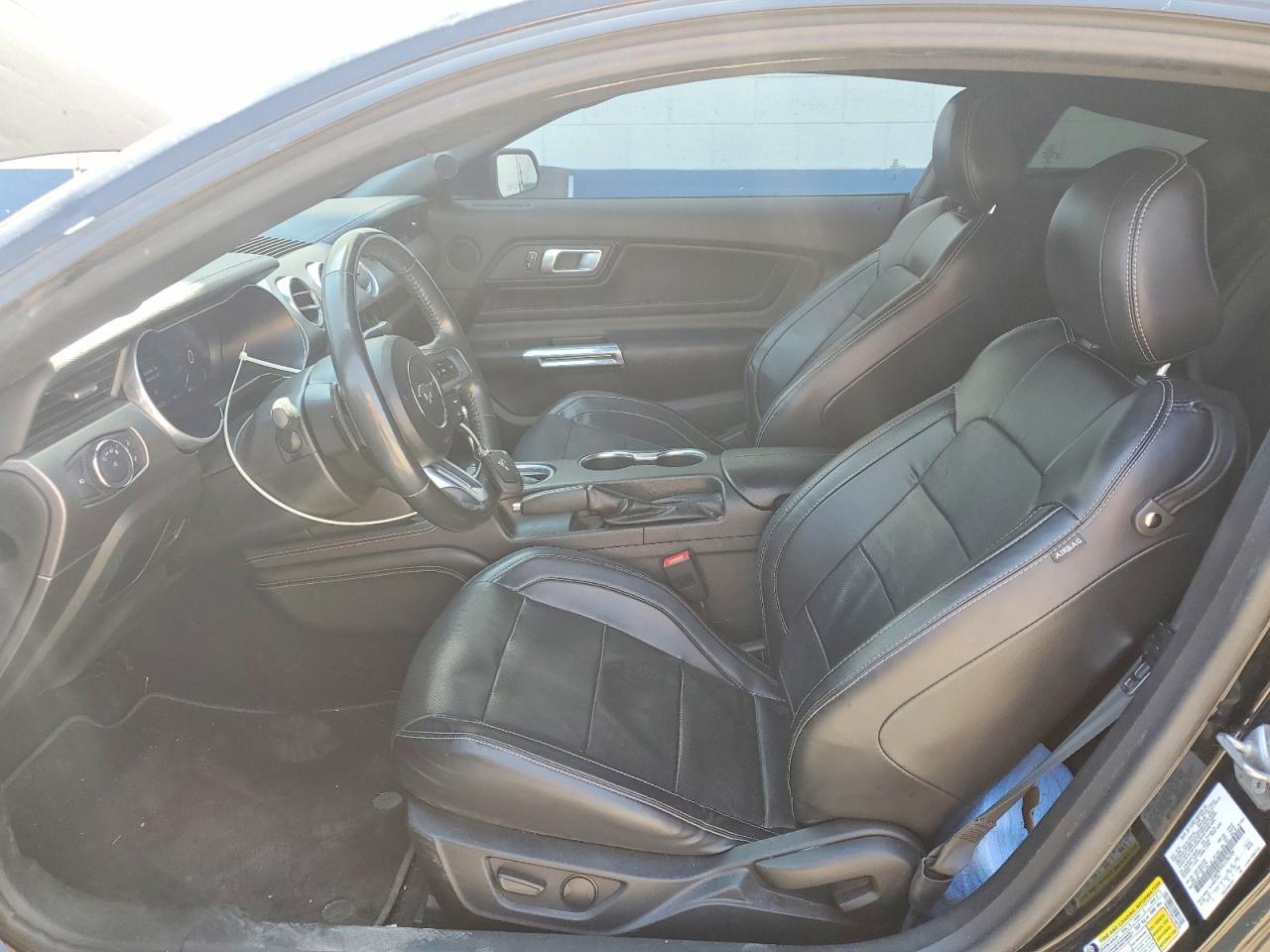 2020 Ford Mustang - Image 7