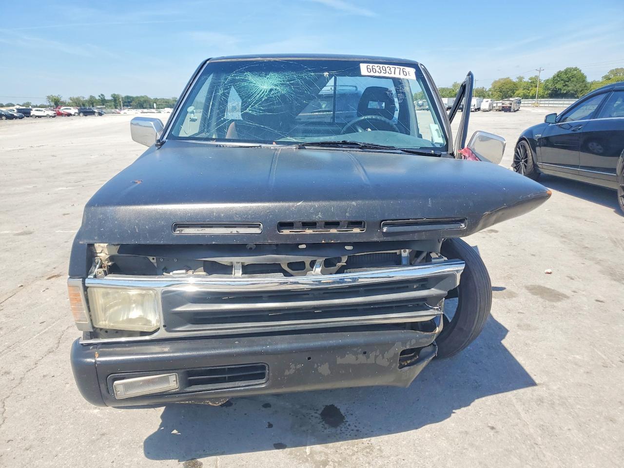 1997 Nissan Truck Base - Image 5