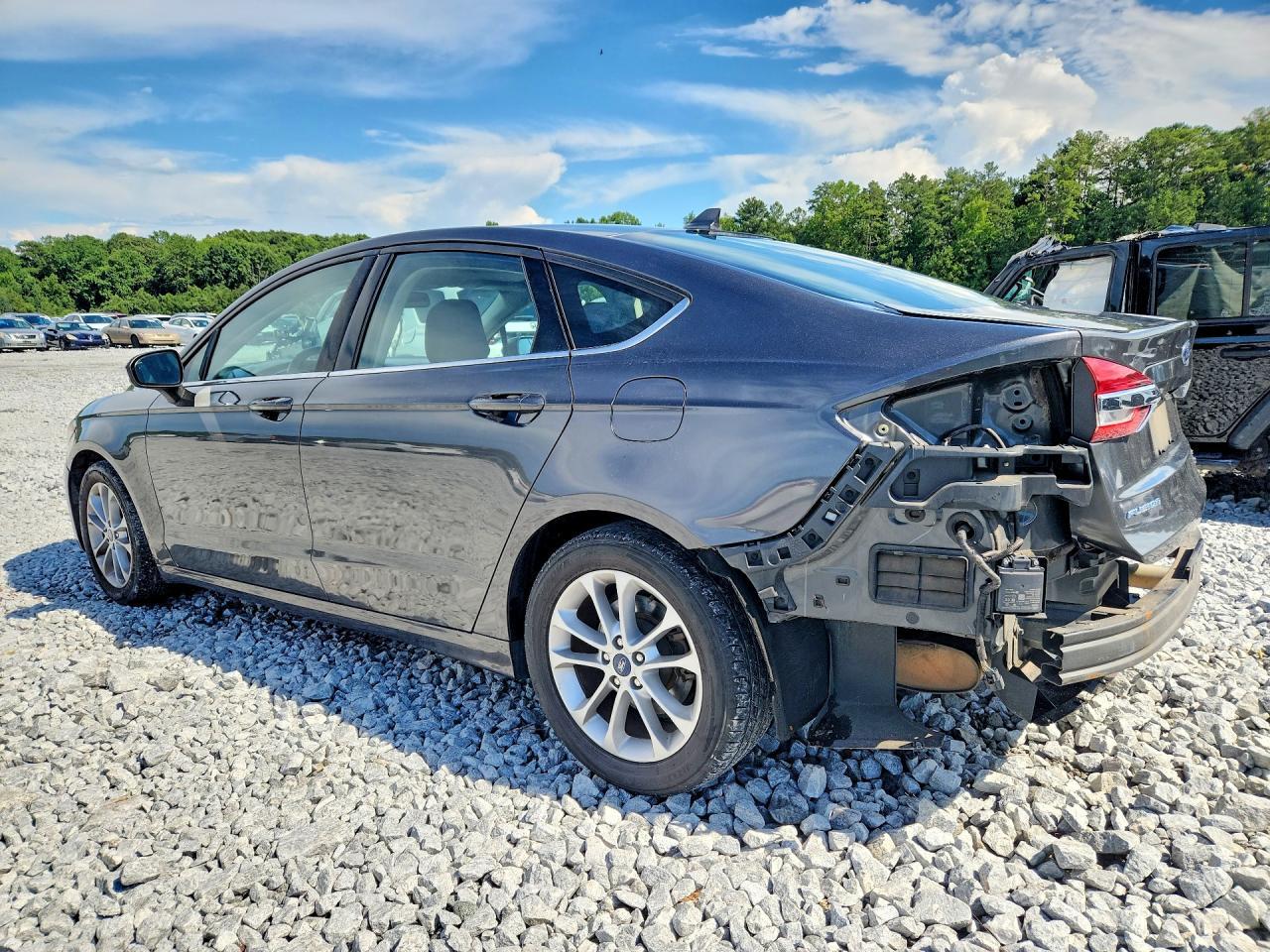 2020 Ford Fusion Se - Фото 2
