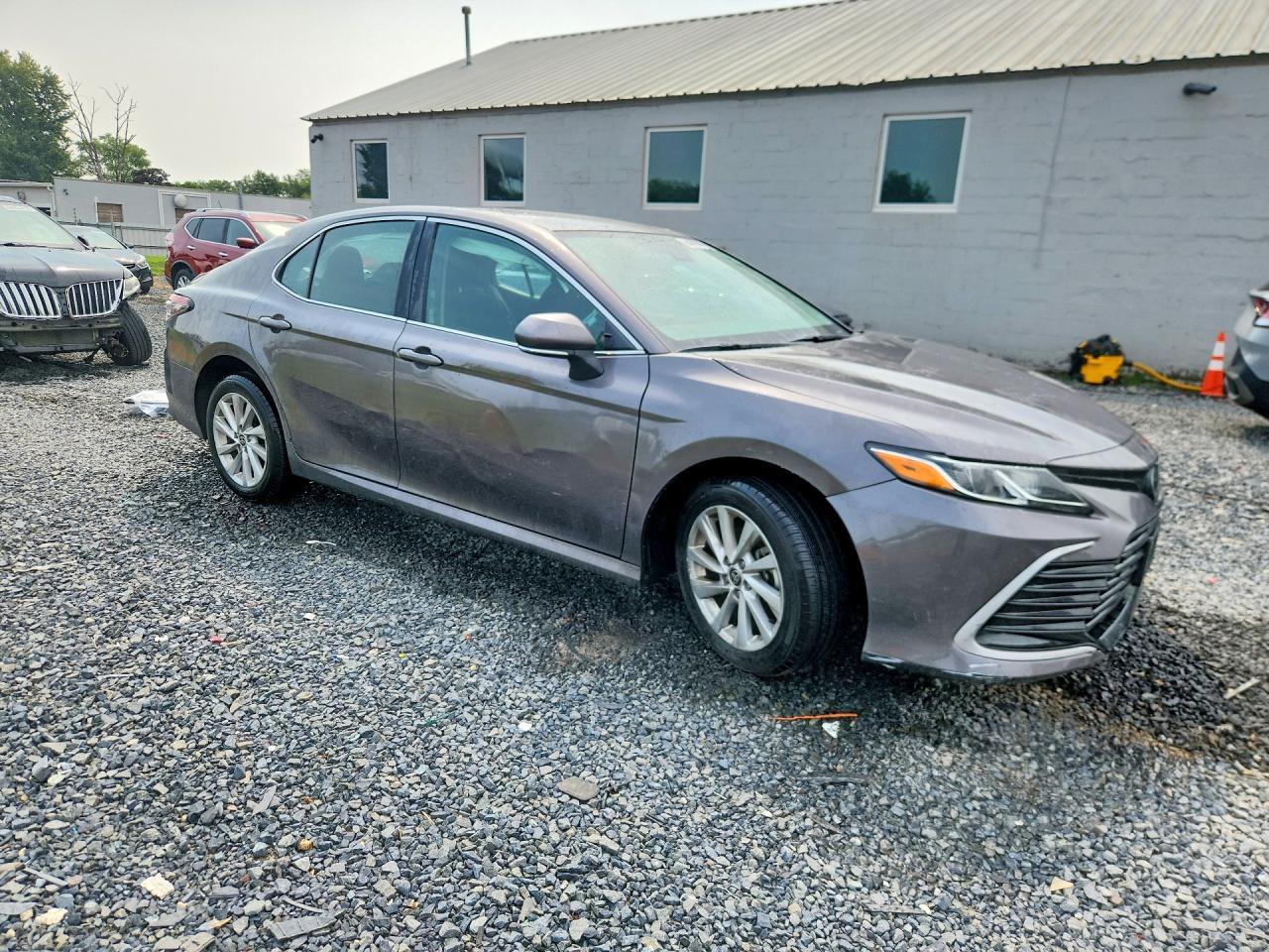 2024 Toyota Camry Le - Фото 4