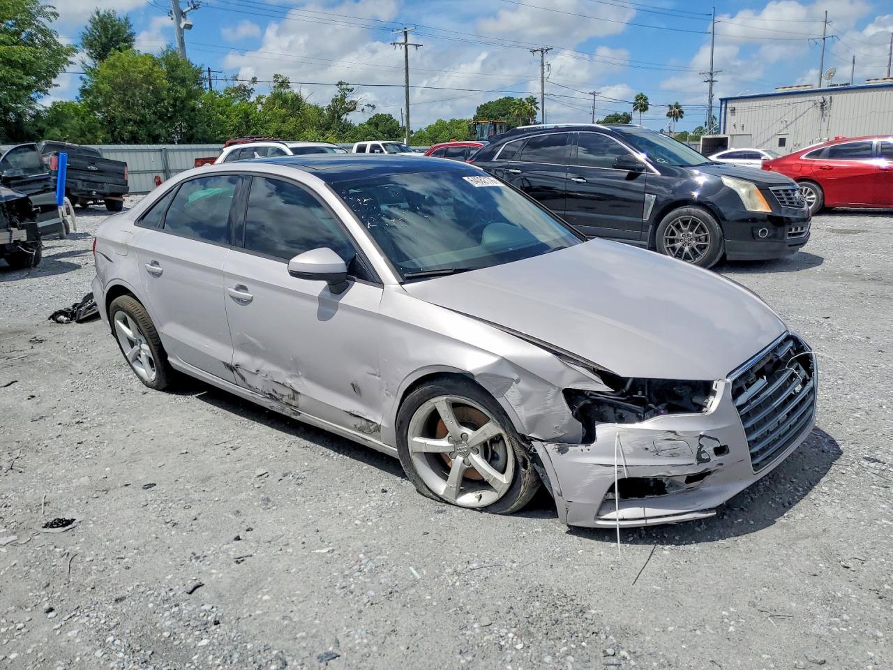 2015 Audi A3 Premium - Фото 4