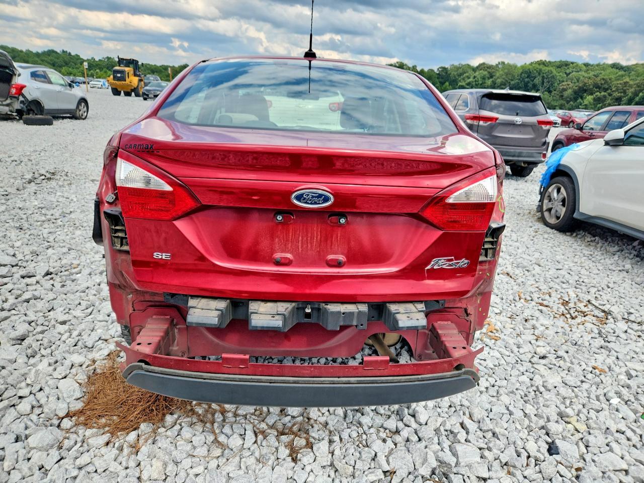 2016 Ford Fiesta Se - Фото 6