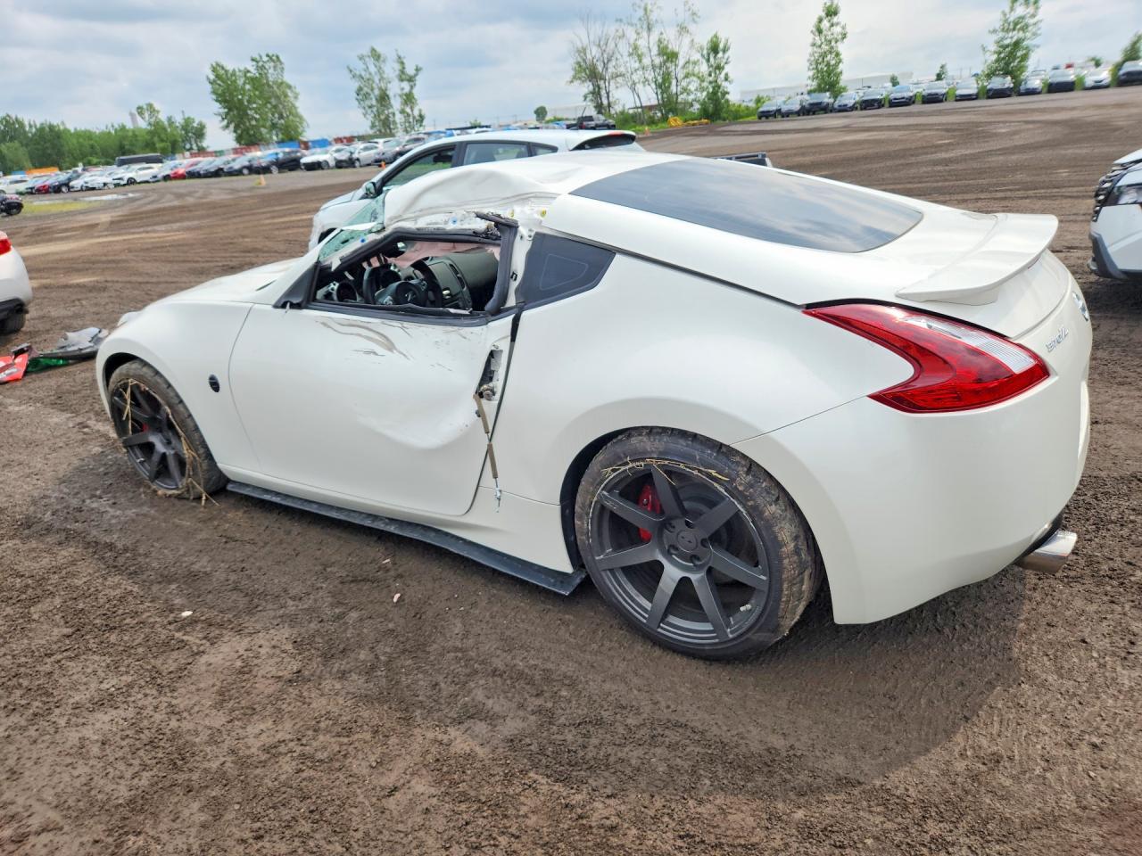 2019 Nissan 370Z Base - Image 2