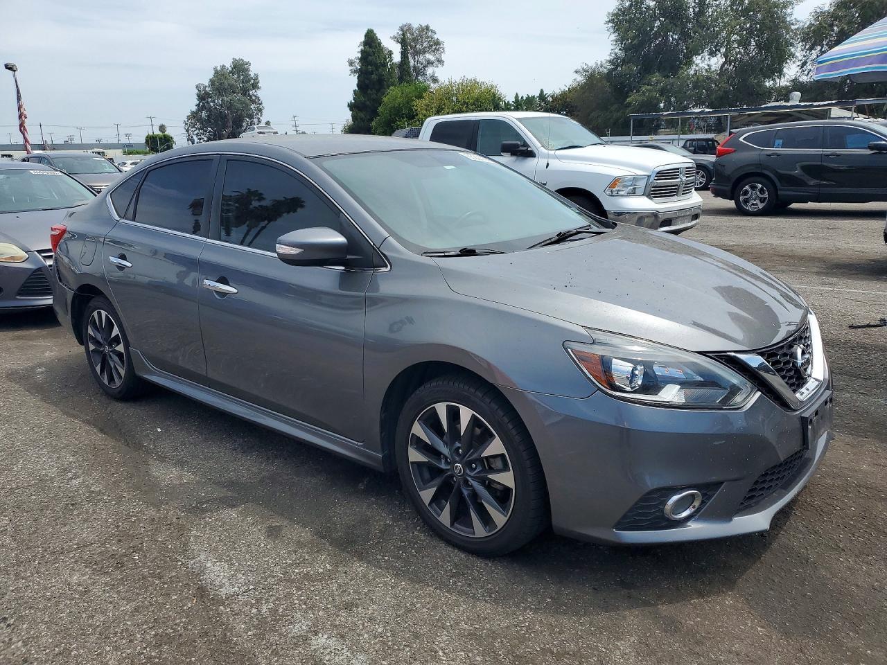 2019 Nissan Sentra Sr - Image 4