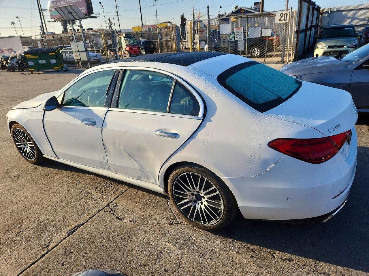 2024 Mercedes-Benz C 300 4Matic - Фото 2