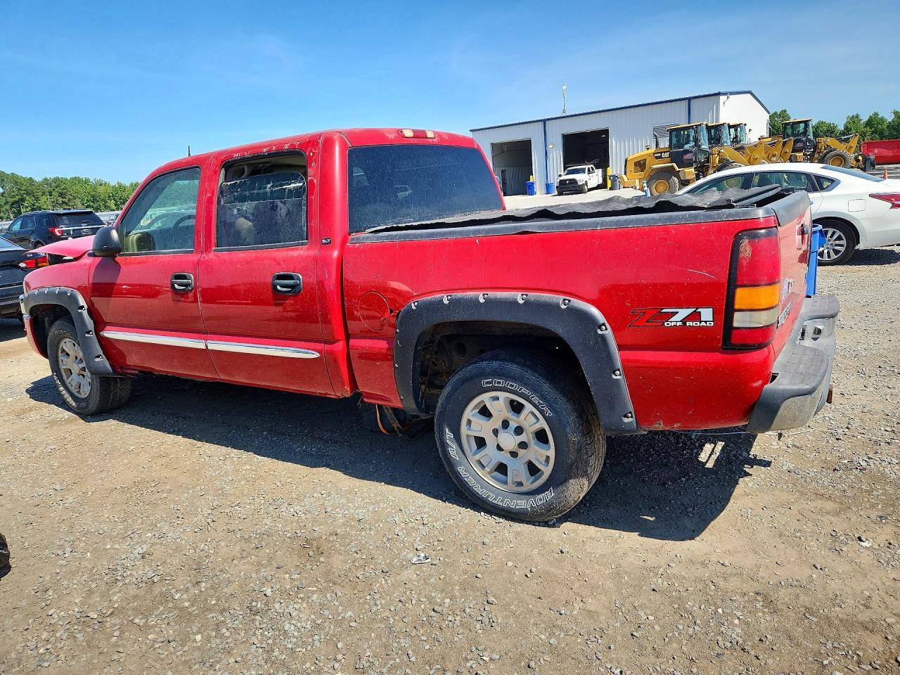 2005 GMC New Sierra K1500 - Фото 2