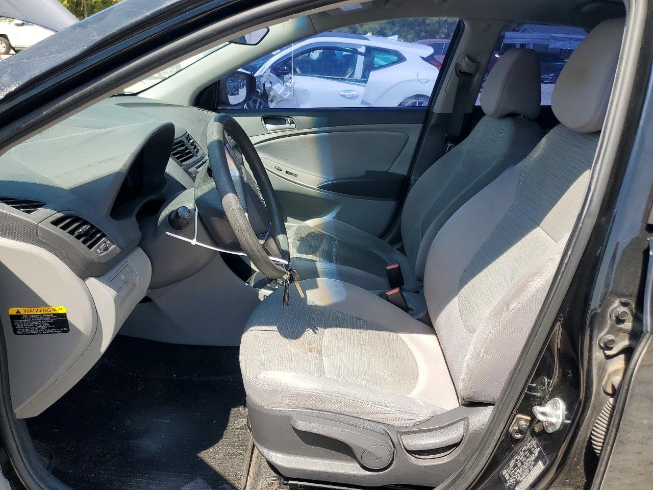 2016 Hyundai Accent Se - Фото 7