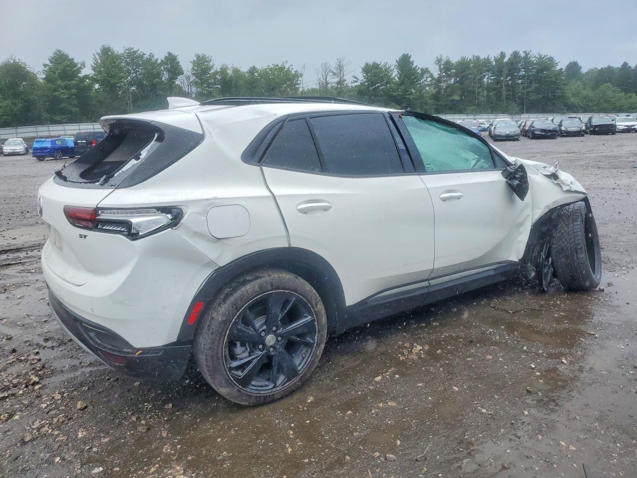 2021 Buick Envision Essence - Фото 3