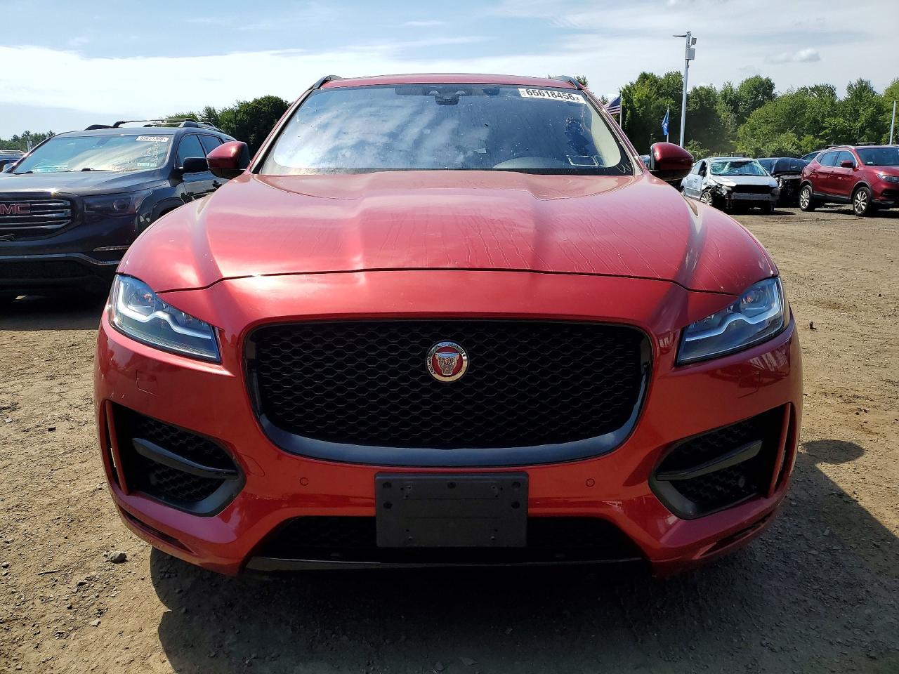 2017 Jaguar F-Pace R - Sport - Фото 5