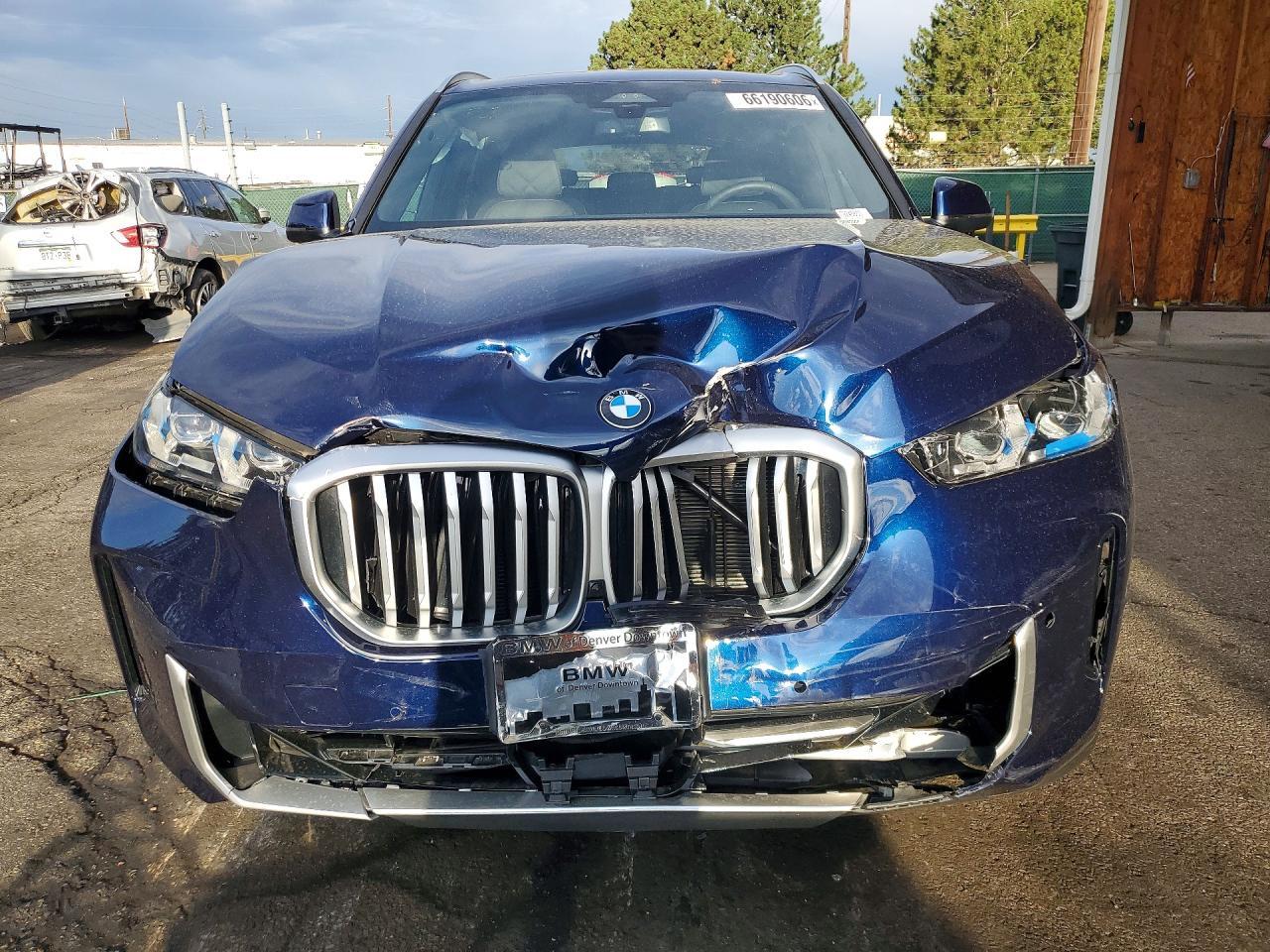2026 BMW X5 xDrive40I - Image 5