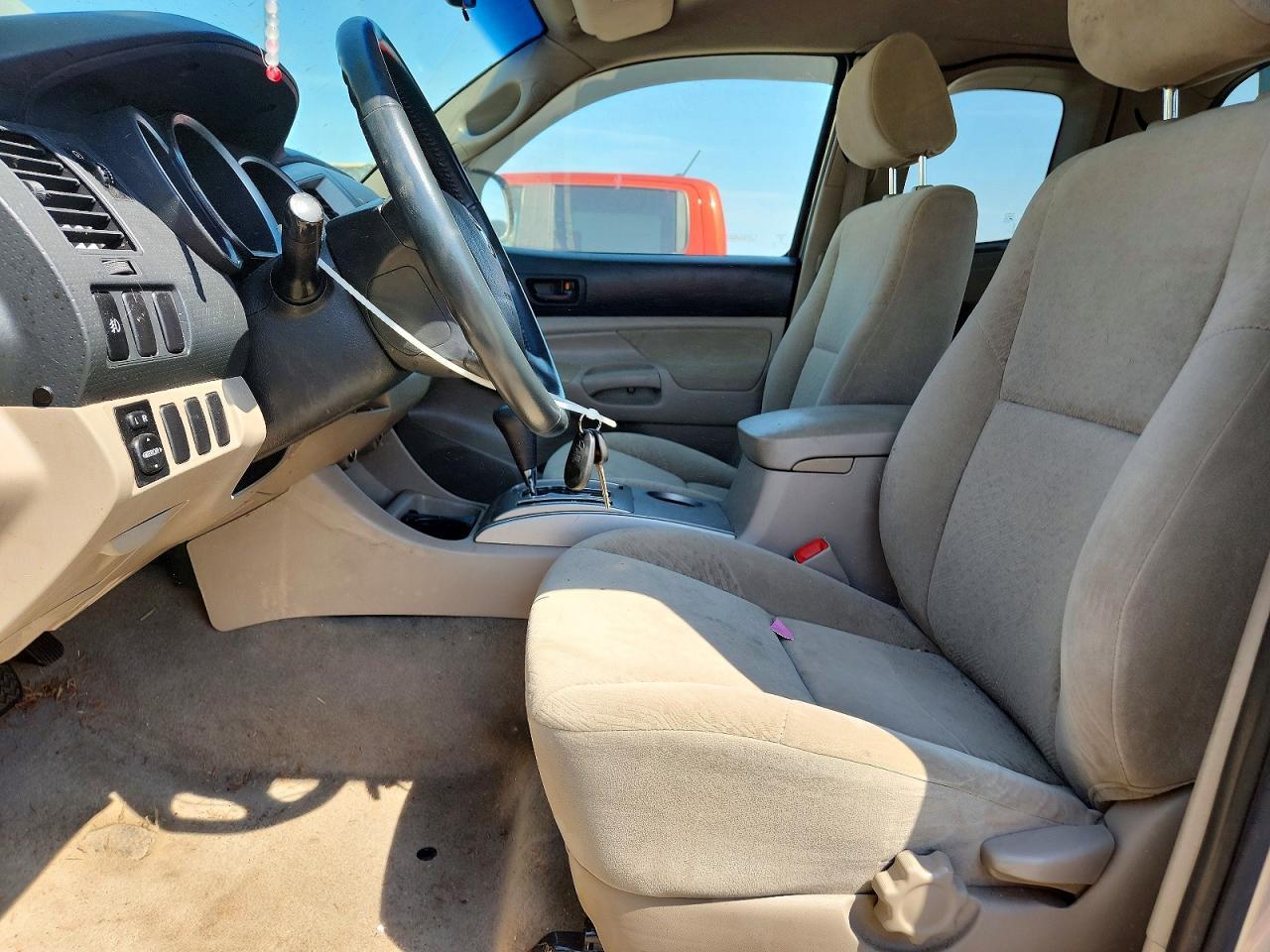 2006 Toyota Tacoma Prerunner Access Cab - Image 7