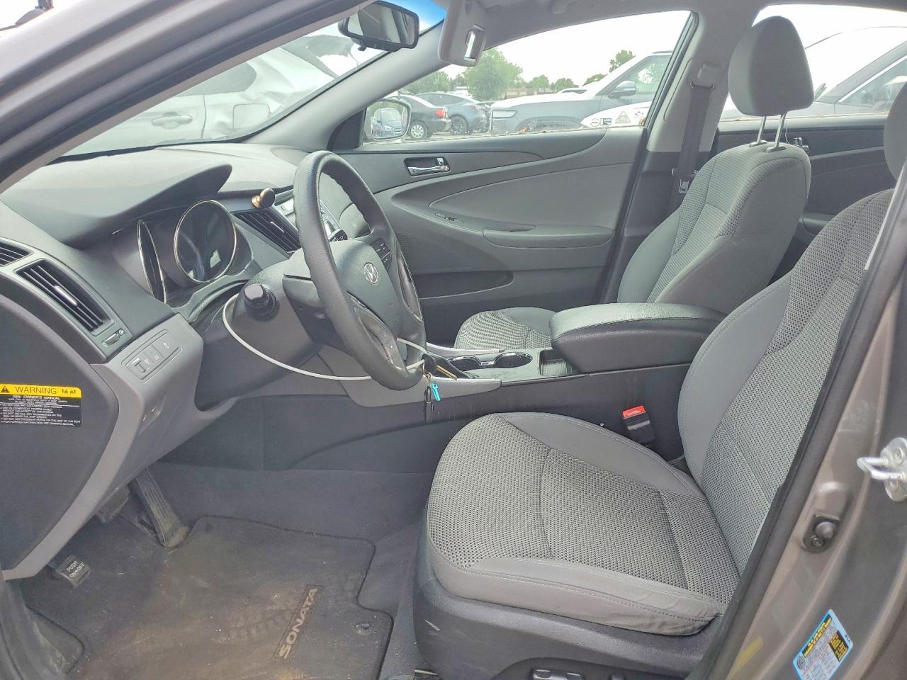 2012 Hyundai Sonata Gls - Image 7