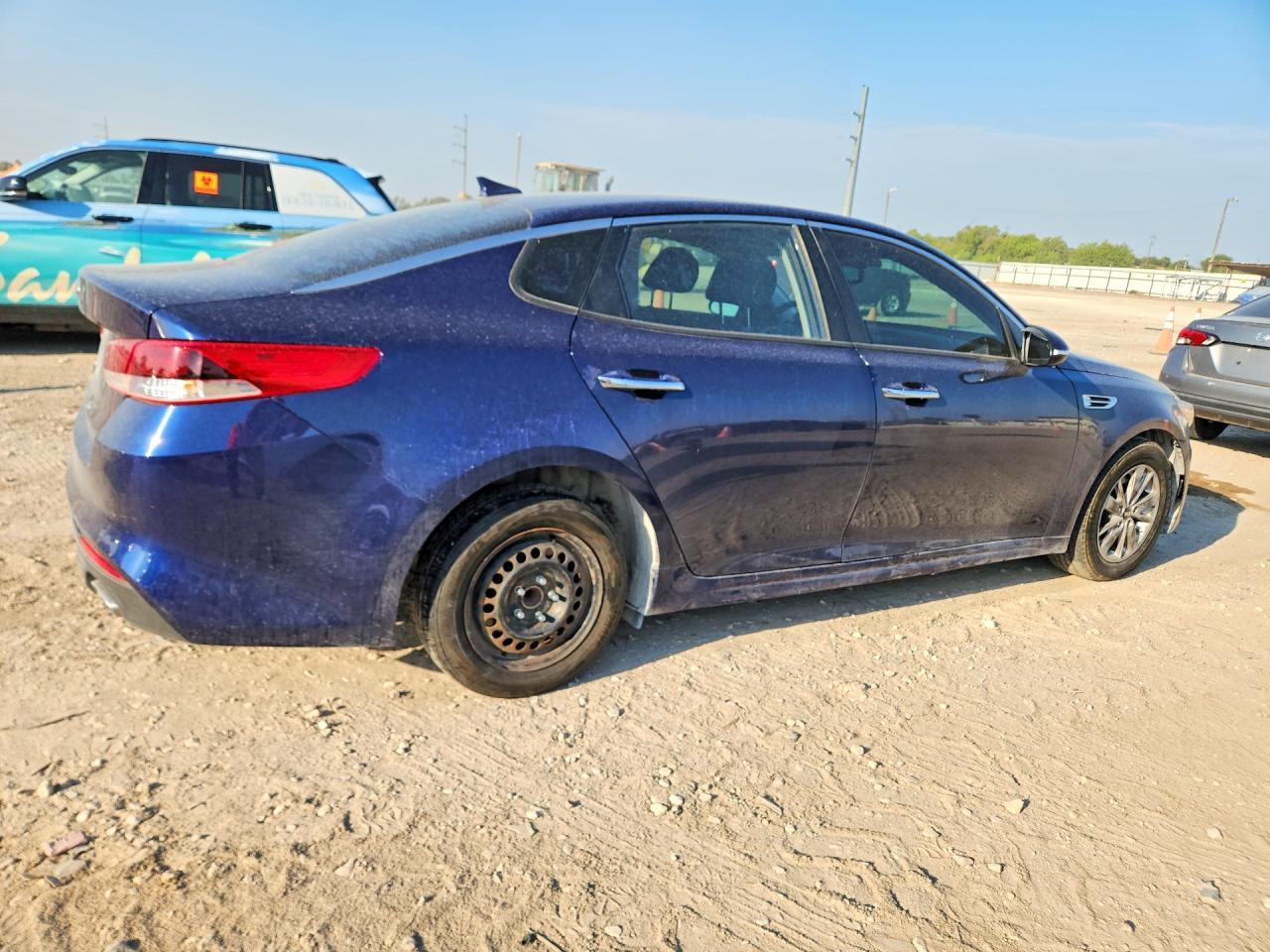 2017 Kia Optima Lx - Фото 3