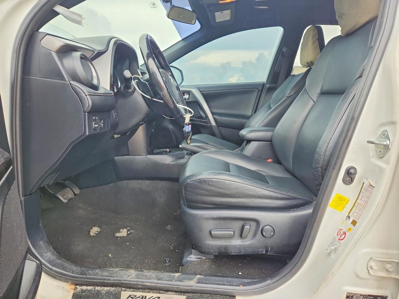 2016 Toyota Rav4 Se - Фото 7