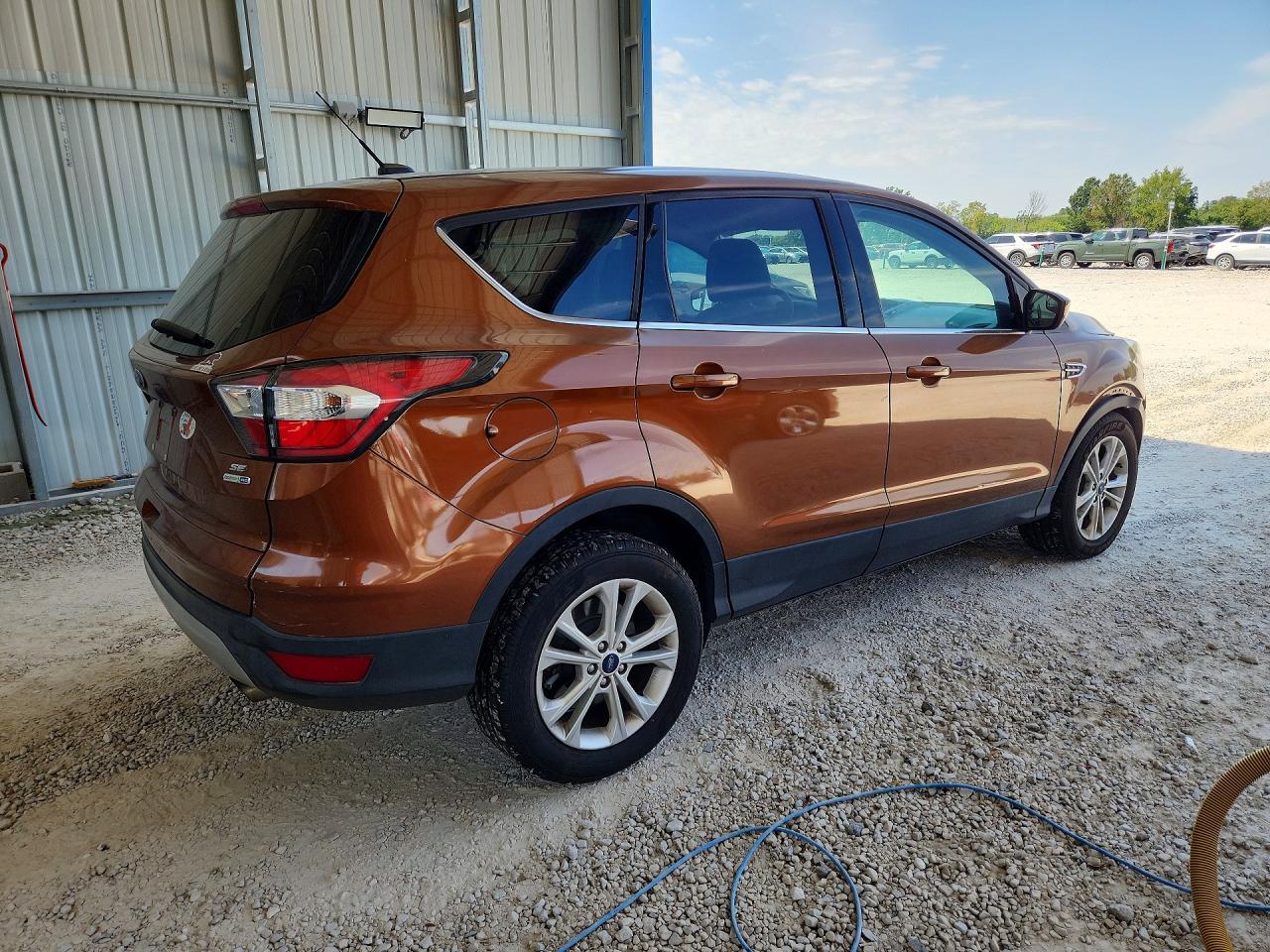 2017 Ford Escape Se - Фото 3