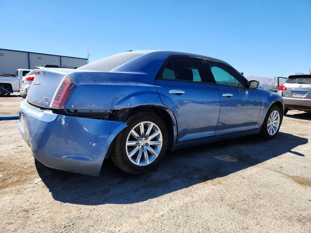 2011 Chrysler 300C - Image 3