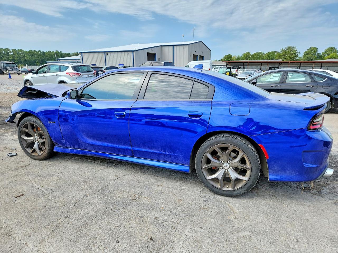 2019 Dodge Charger R/T - Image 2