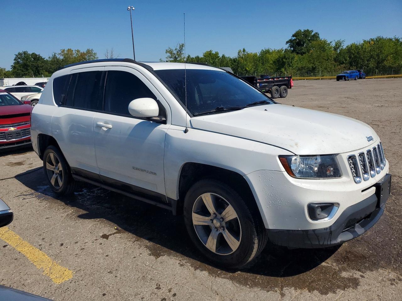 2017 Jeep Compass Latitude - Фото 4