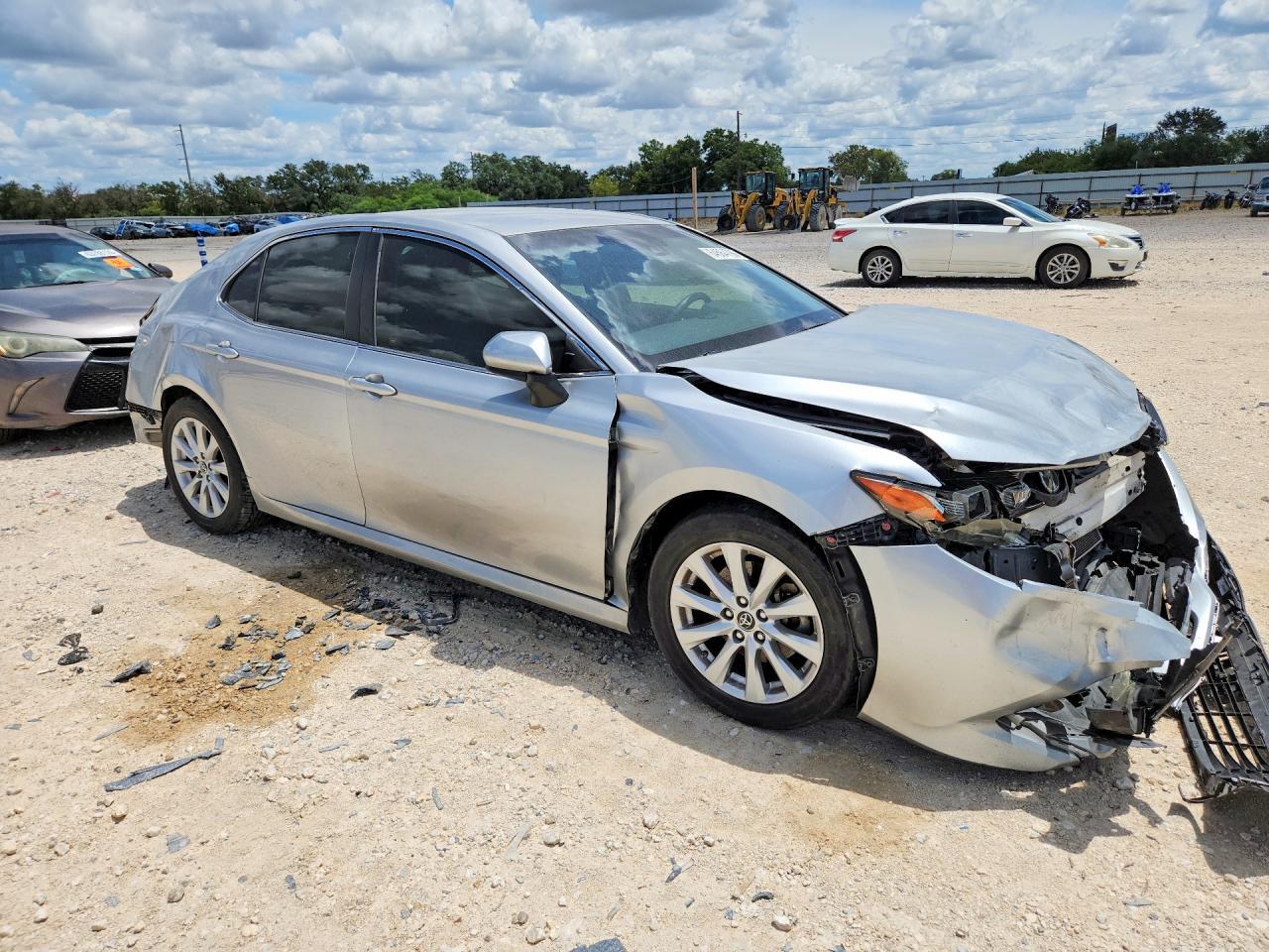 2018 Toyota Camry Le - Фото 4