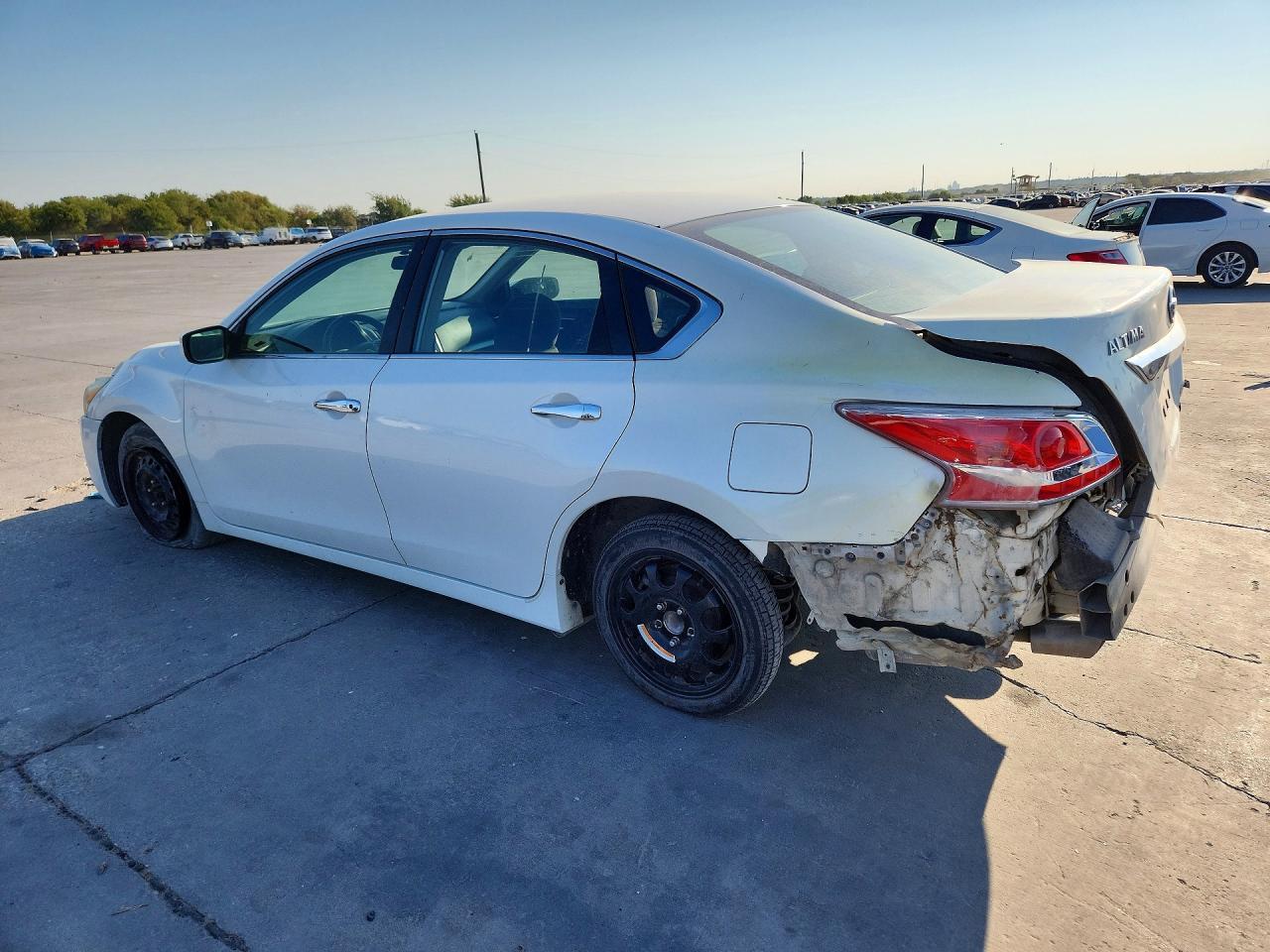 2013 Nissan Altima 2.5 - Image 2