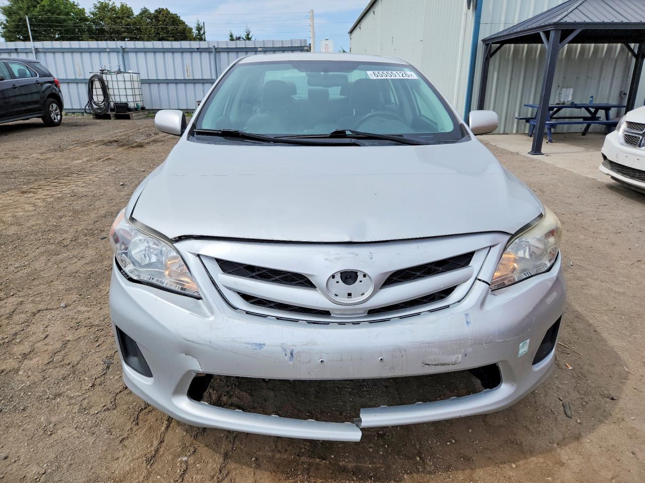 2013 Toyota Corolla - Image 5