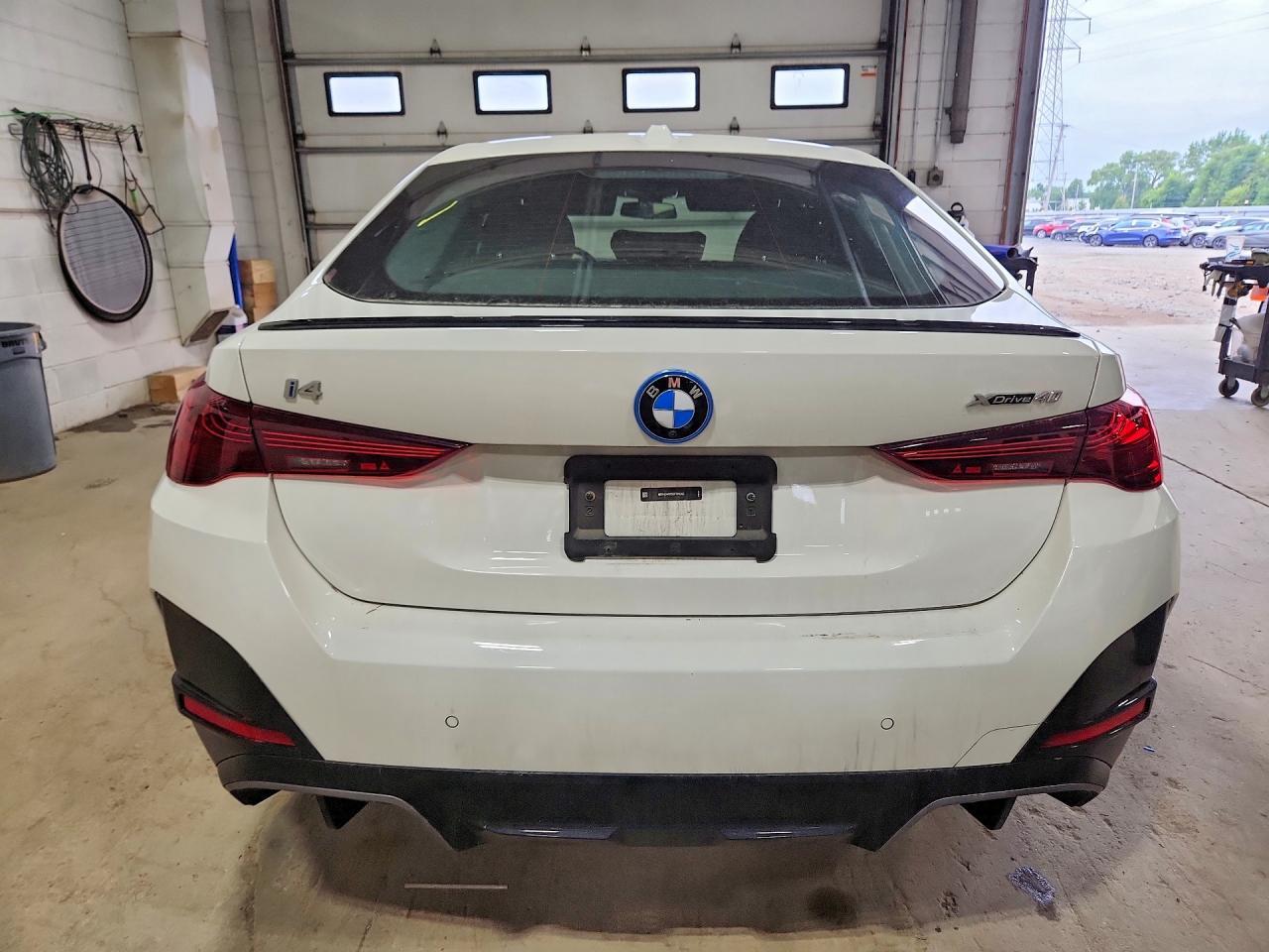2025 BMW I4 xDrive 40 - Фото 6