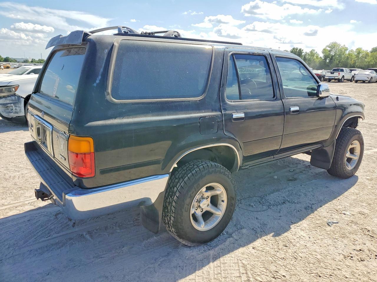 1994 Toyota 4Runner Vn29 Sr5 - Image 3