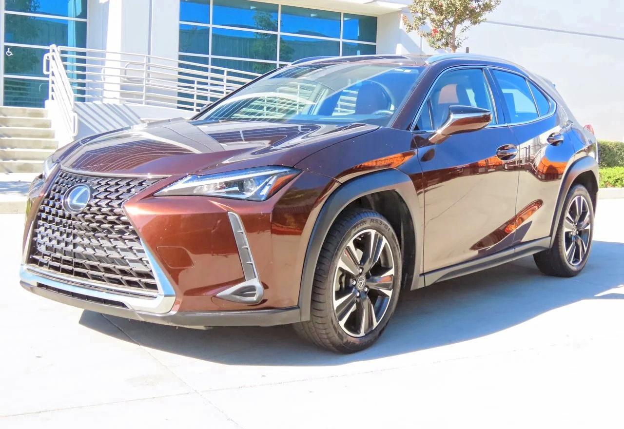 2019 Lexus Ux 200 - Image 2