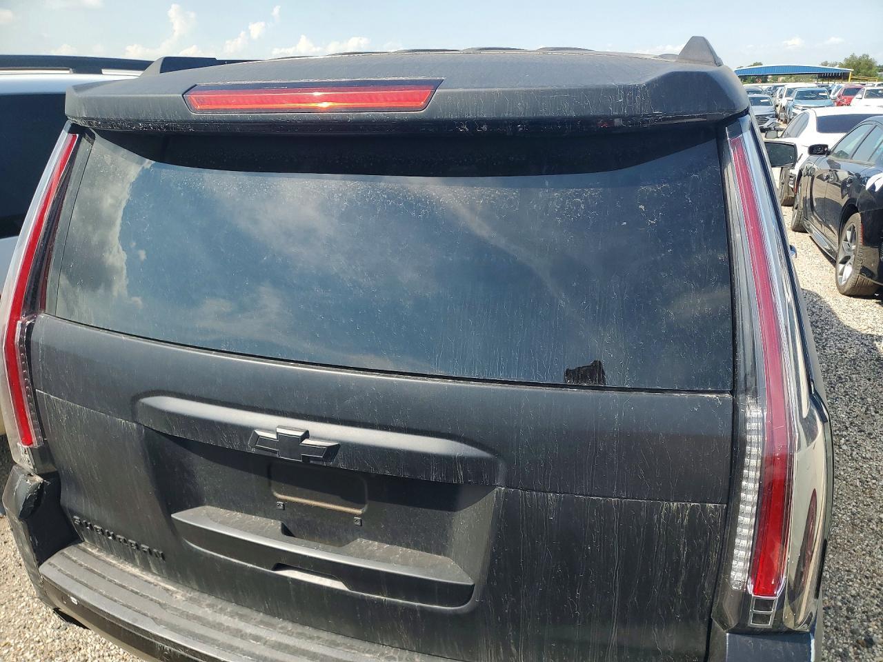 2015 Chevrolet Suburban C1500 Lt - Image 6