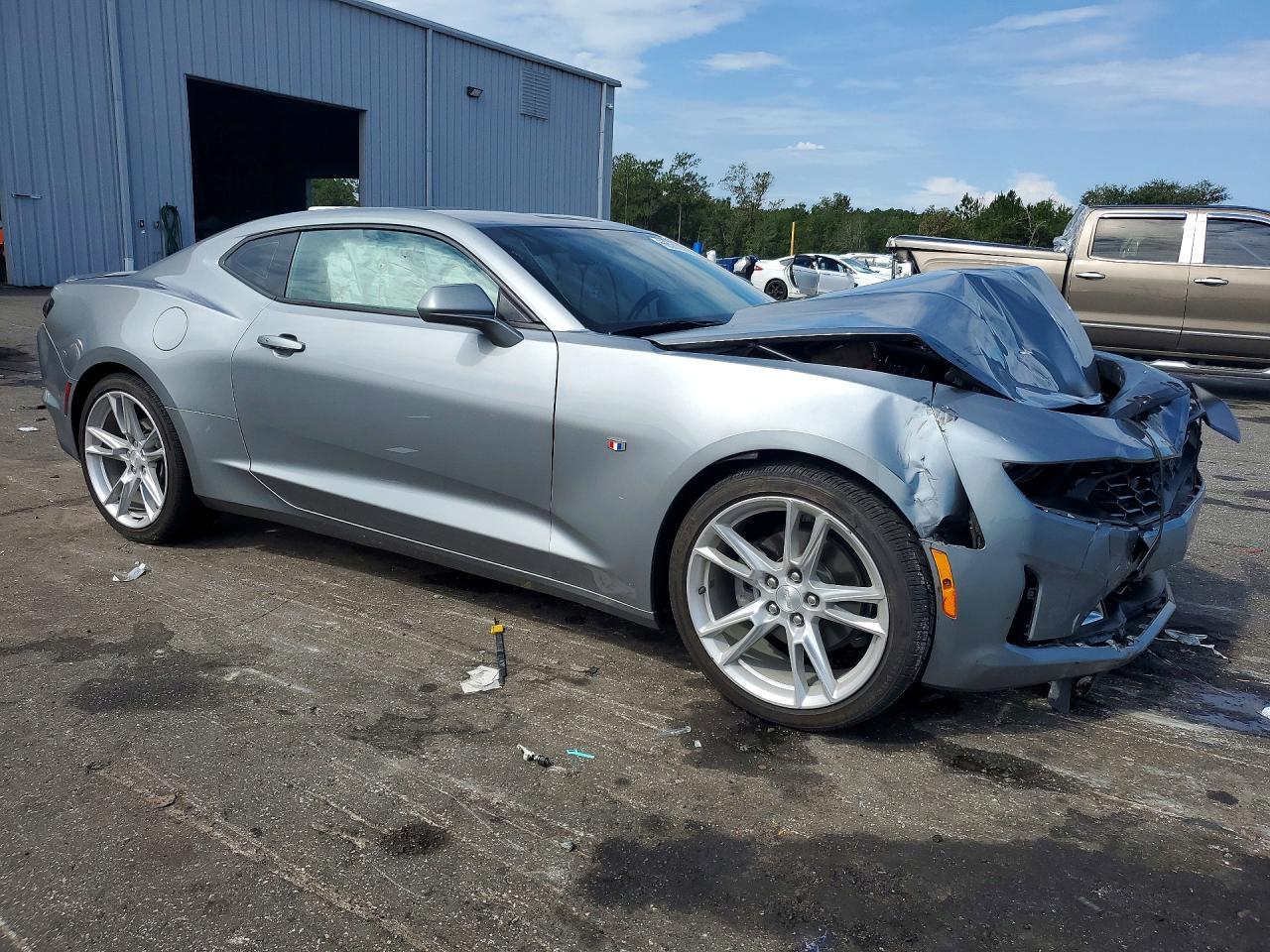 2023 Chevrolet Camaro Lt - Фото 4