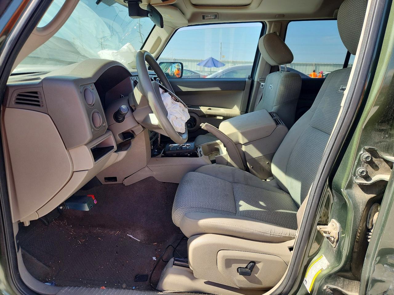 2006 Jeep Commander - Фото 7