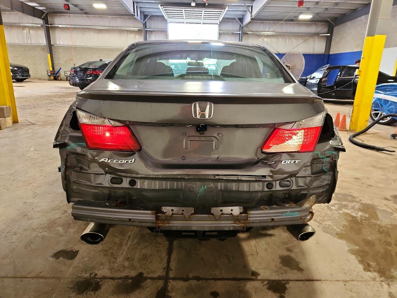 2014 Honda Accord Sport - Image 6