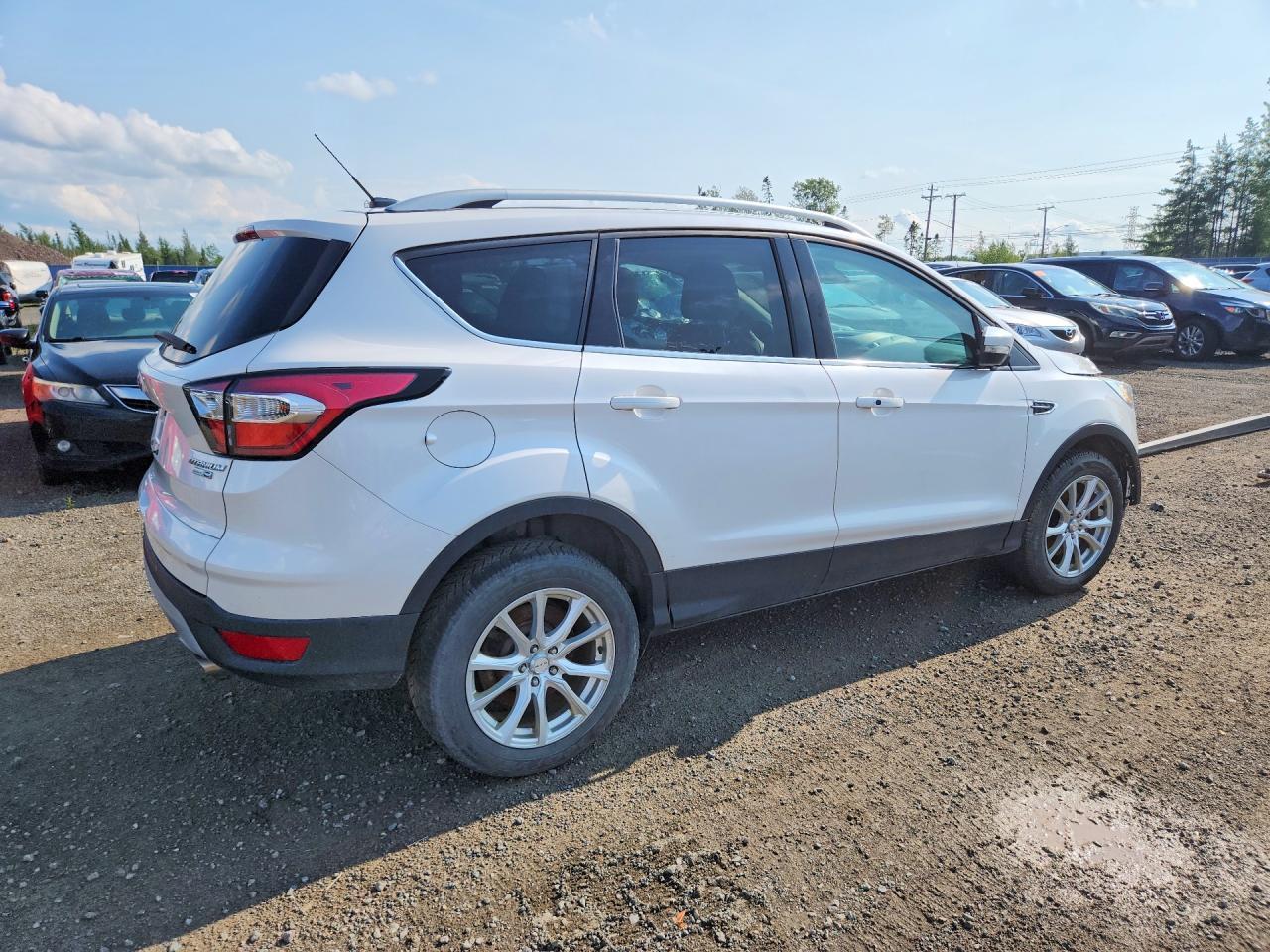 2017 Ford Escape Titanium - Image 3
