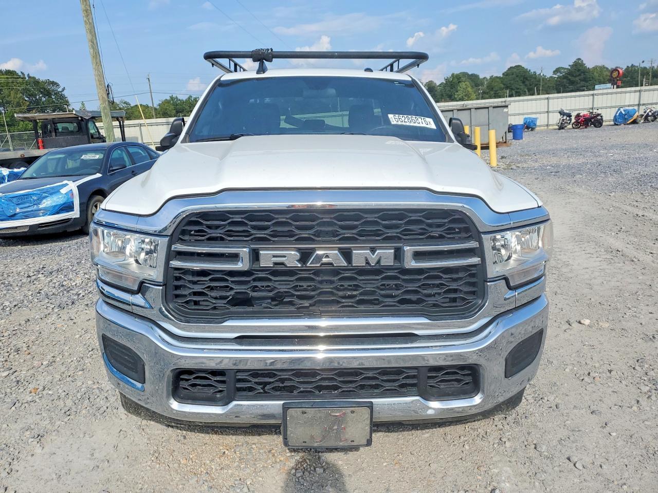 2021 Ram 2500 Tradesman - Фото 5