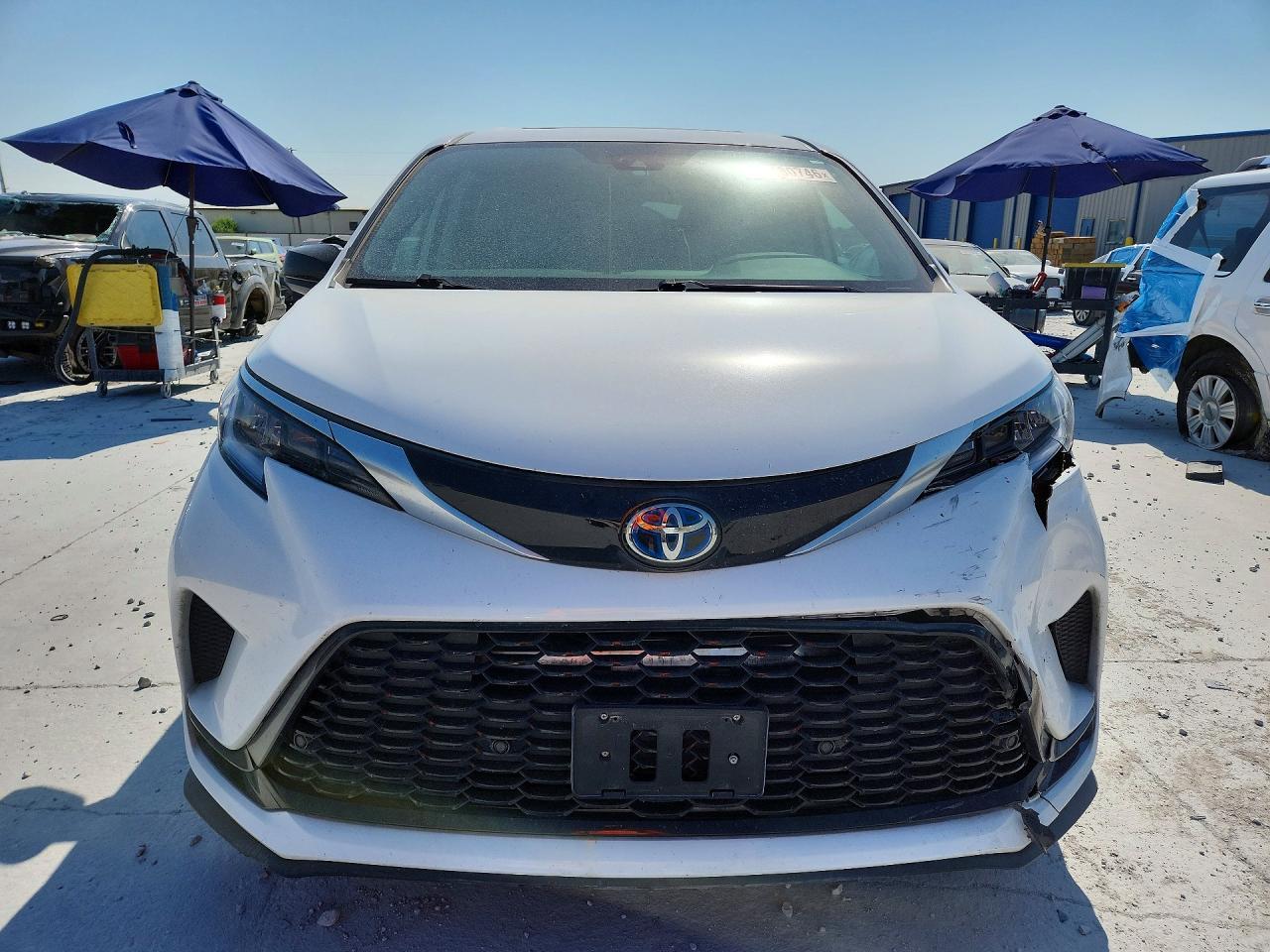 2021 Toyota Sienna Xse - Фото 5