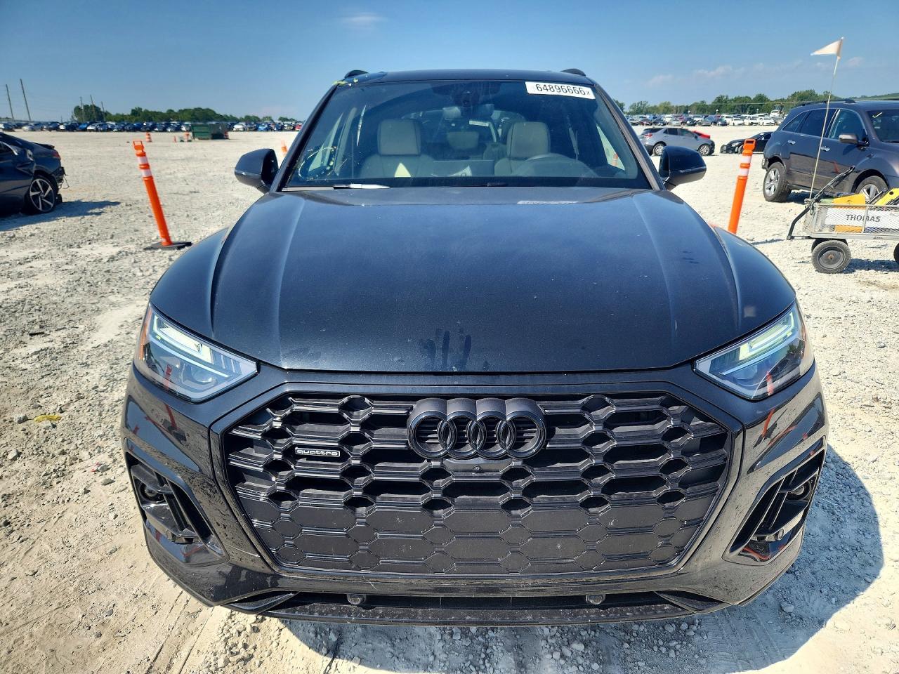 2025 Audi Q5 Premium Plus 45 - Image 5