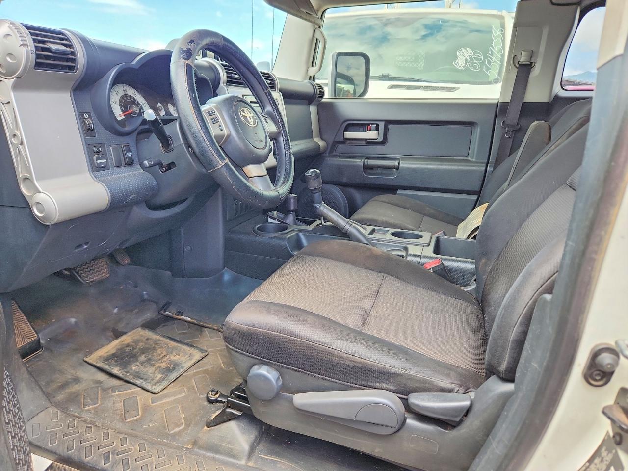2012 Toyota Fj Cruiser Base - Image 7
