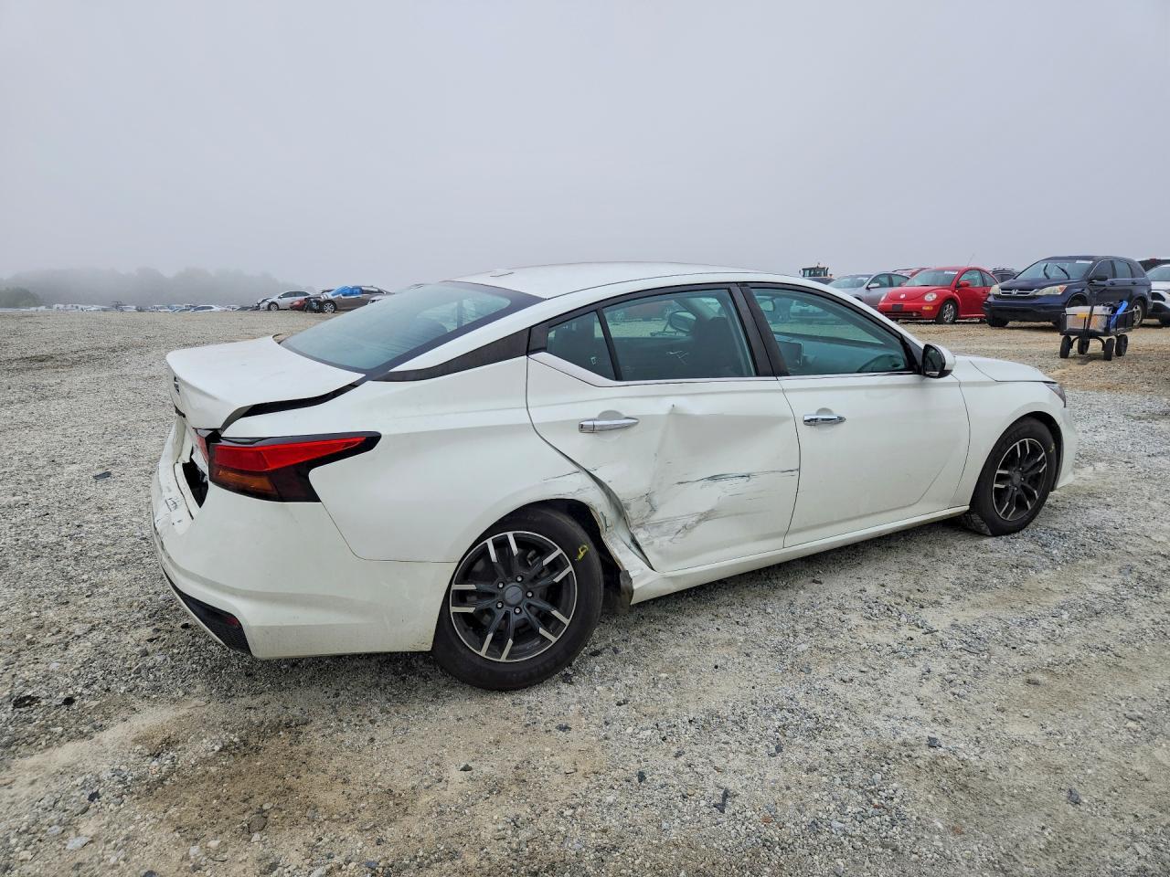2020 Nissan Altima S - Image 3