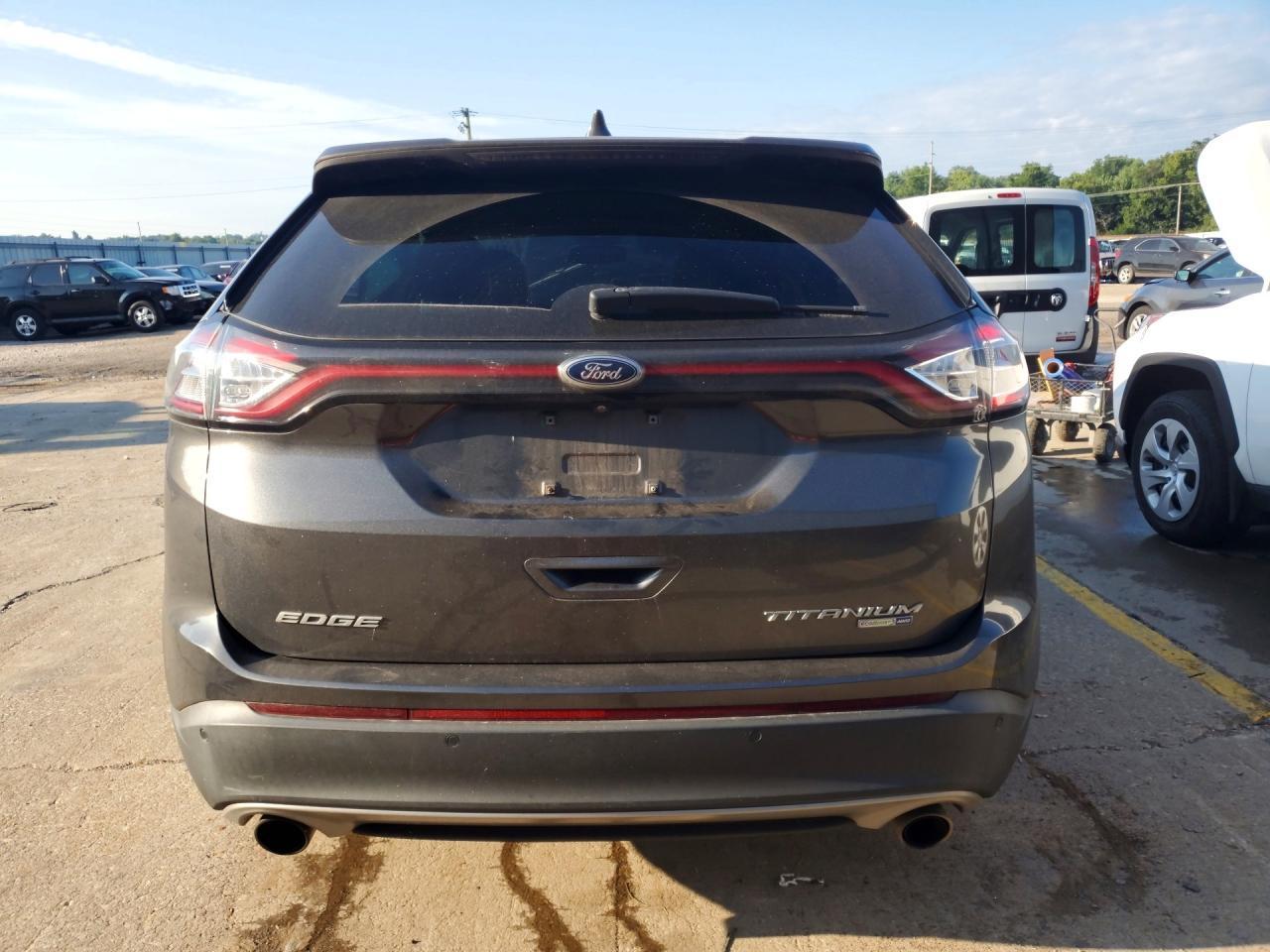 2017 Ford Edge Titanium - Image 6