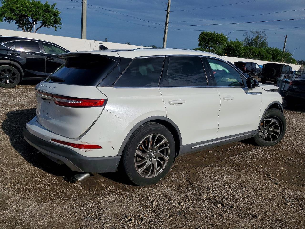 2020 Lincoln Corsair - Фото 3