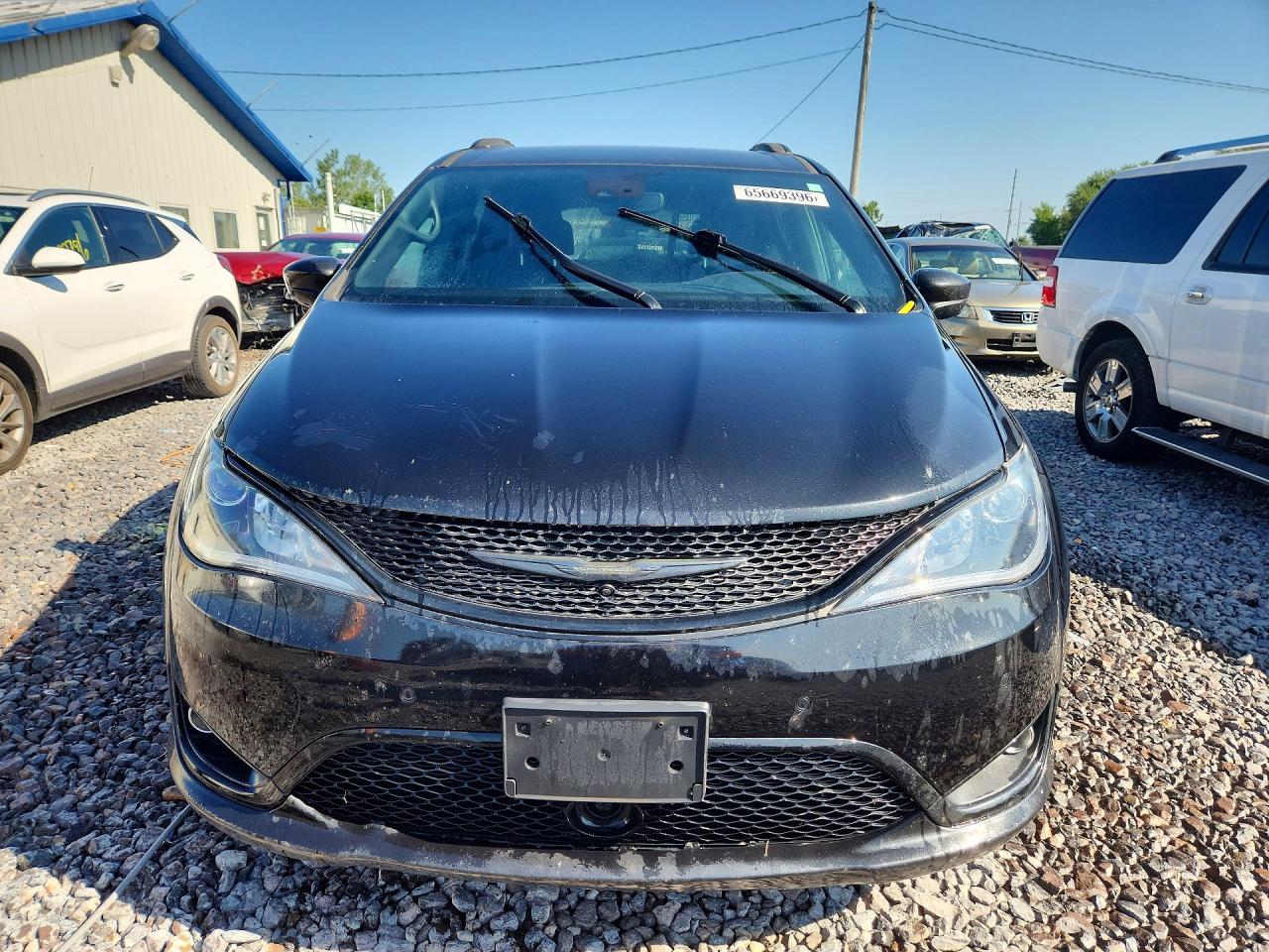 2020 Chrysler Pacifica Touring L - Фото 5