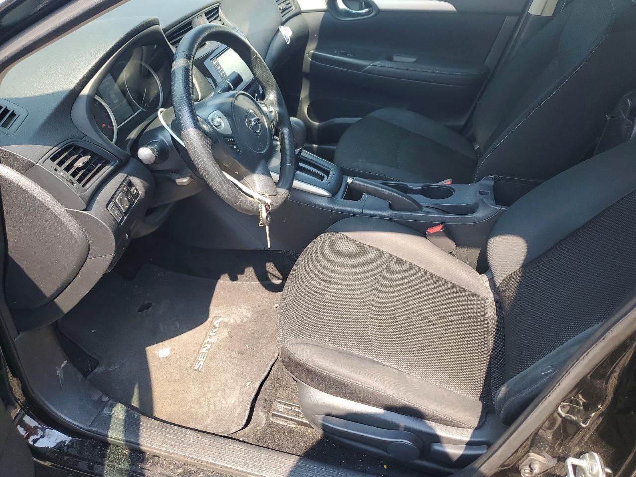 2019 Nissan Sentra S - Image 7