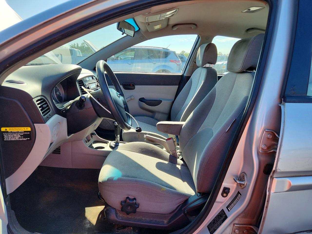 2009 Hyundai Accent Gls - Image 7
