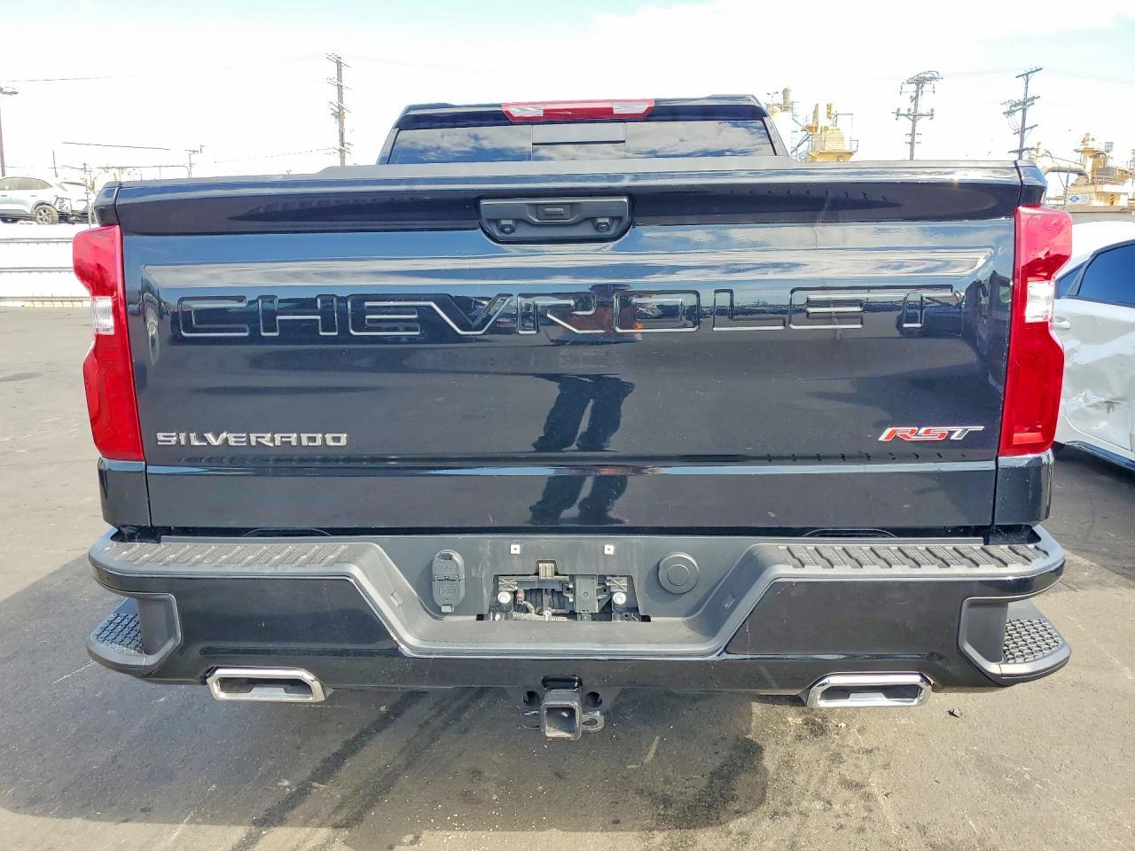 2025 Chevrolet Silverado K1500 Rst - Image 6