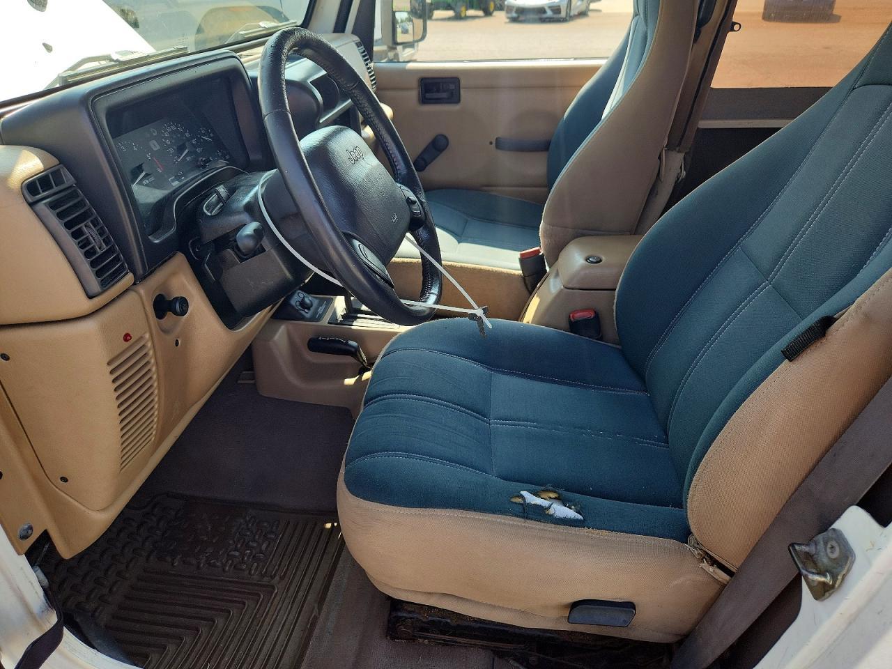 1999 Jeep Wrangler / Tj Sahara - Фото 7