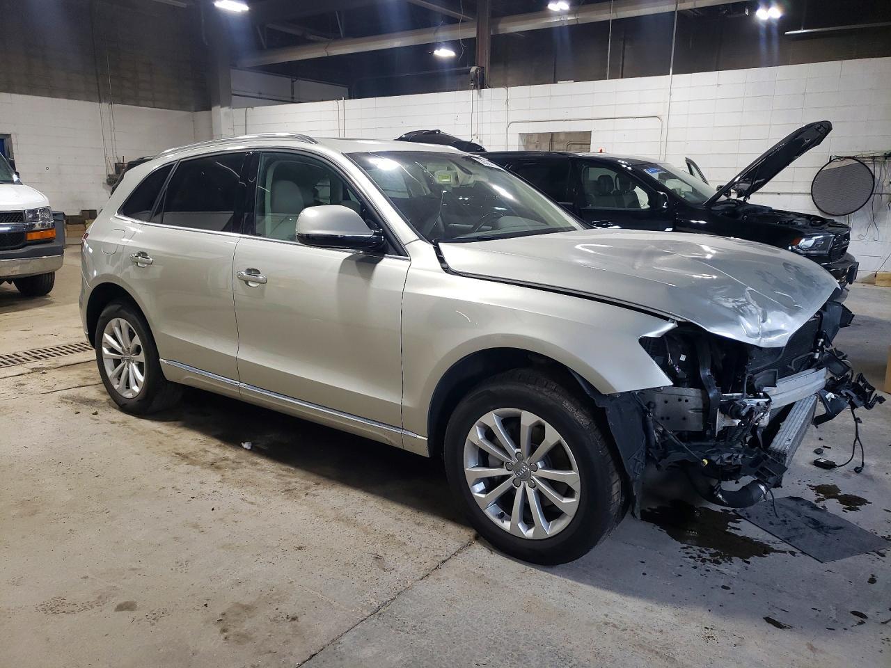 2015 Audi Q5 Premium Plus - Image 4