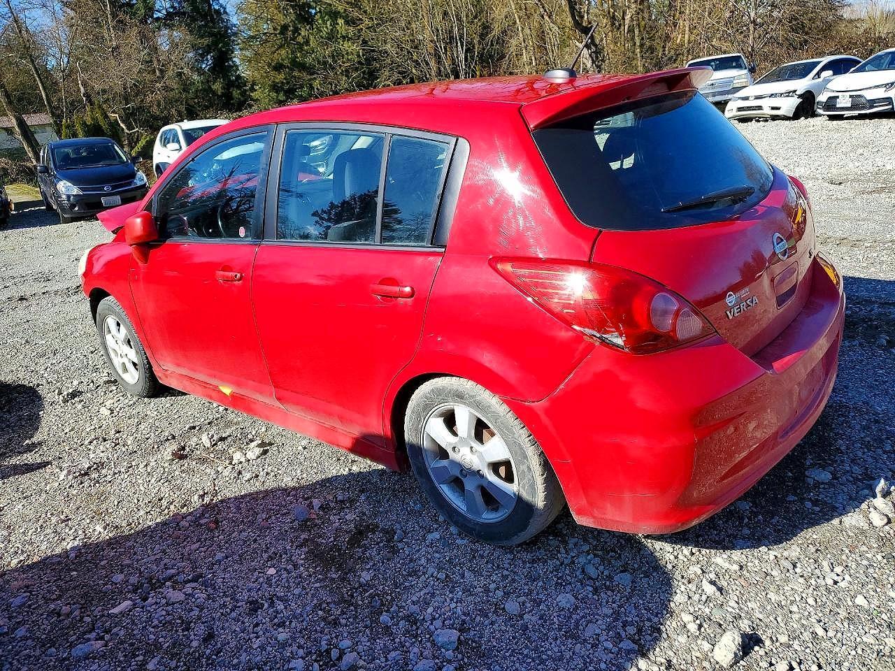 2009 Nissan Versa 1.8 S - Фото 2