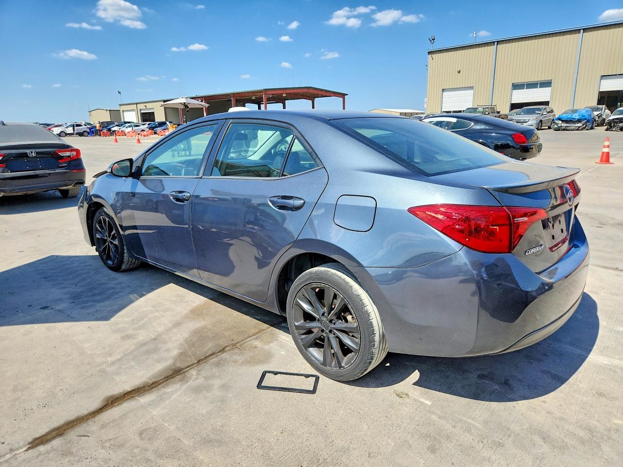 2019 Toyota Corolla Se - Фото 2